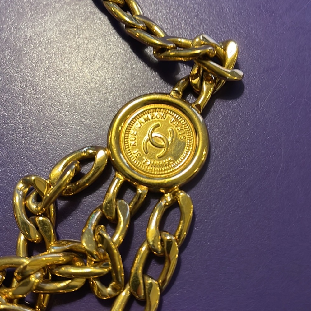 Pristine Chanel belt - Picture 3 of 7